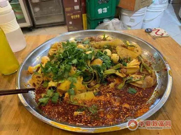 广厦街77号盘盘麻辣烫加盟